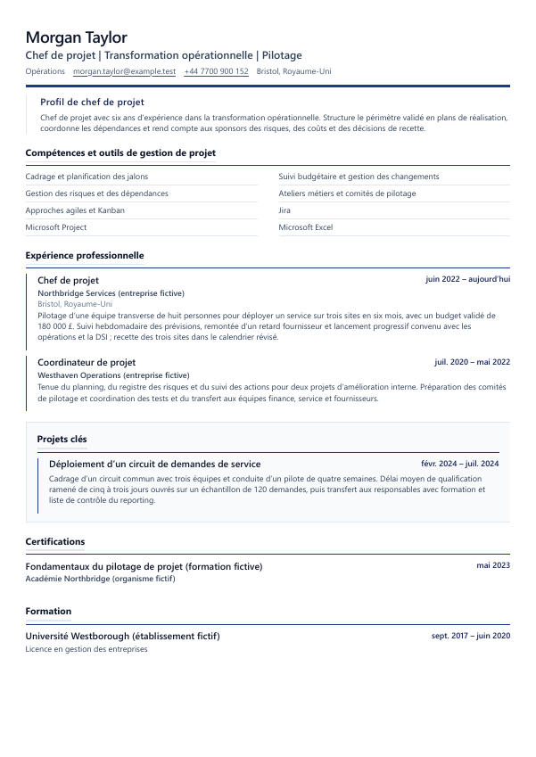 Aperçu du modèle Premium de CV Chef de projet LadderReady